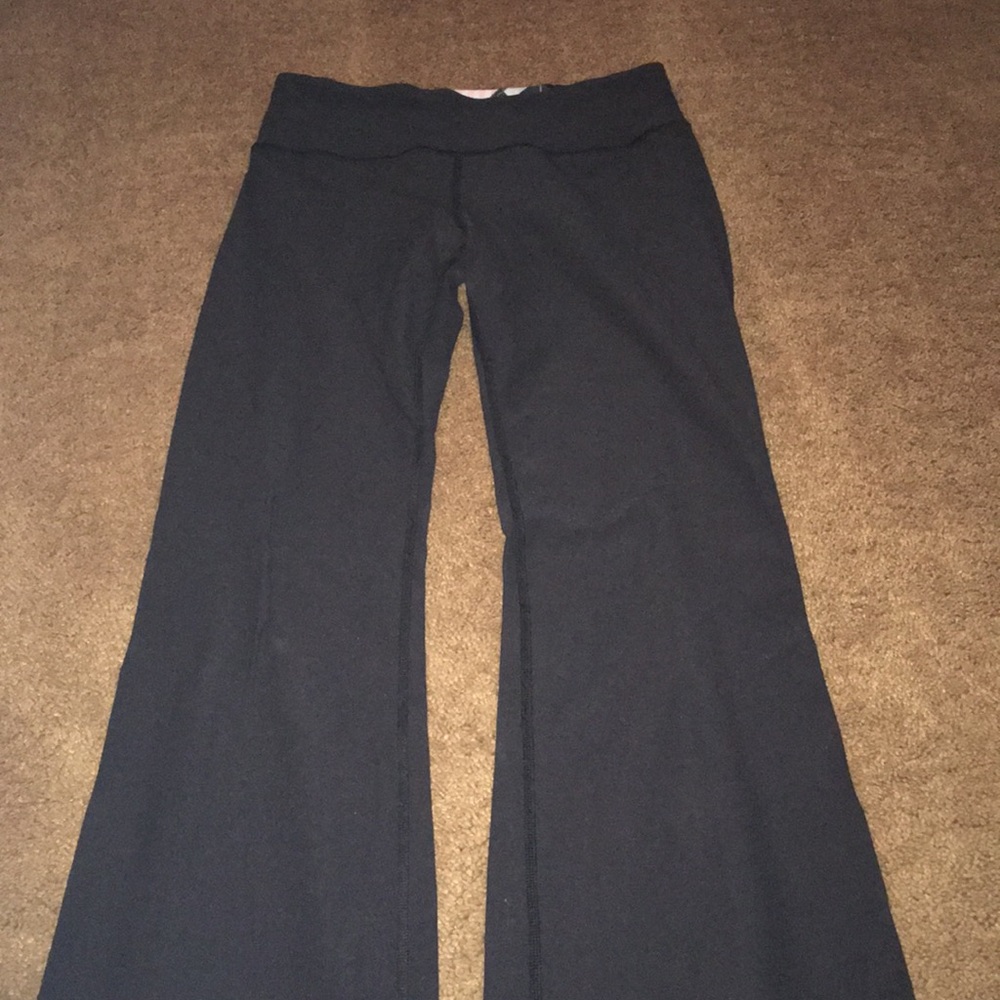 LULULEMON Athletic